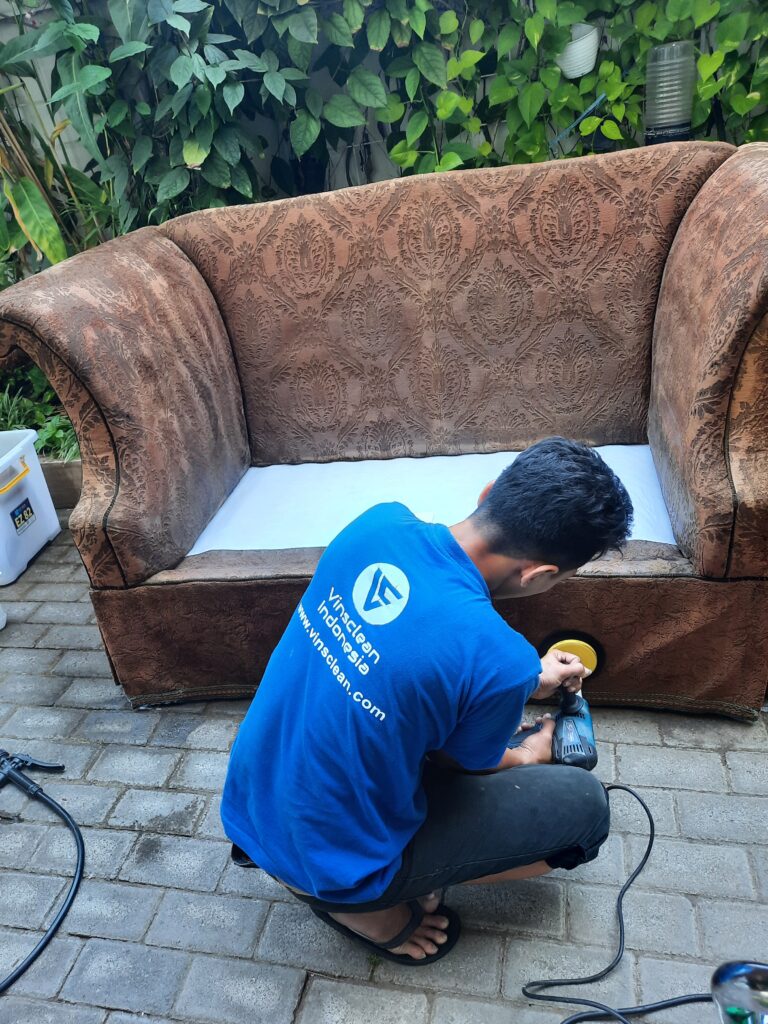 cuci sofa sidoarjo